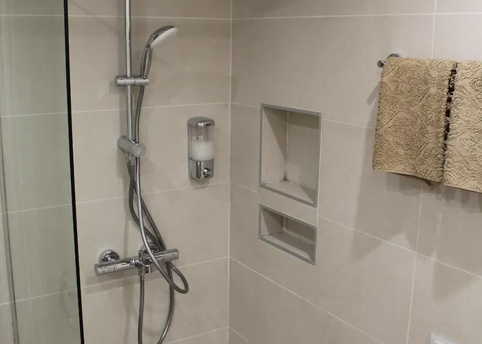 Chechar Zlatar ヴィラ *